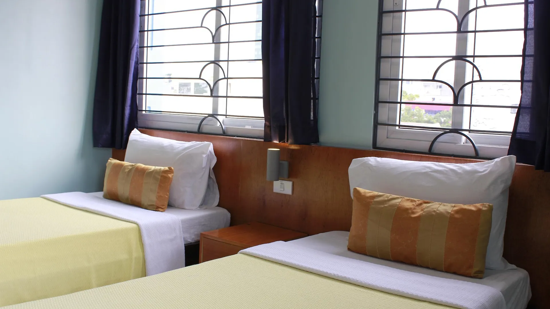 Hotel Leesons Residences Manila