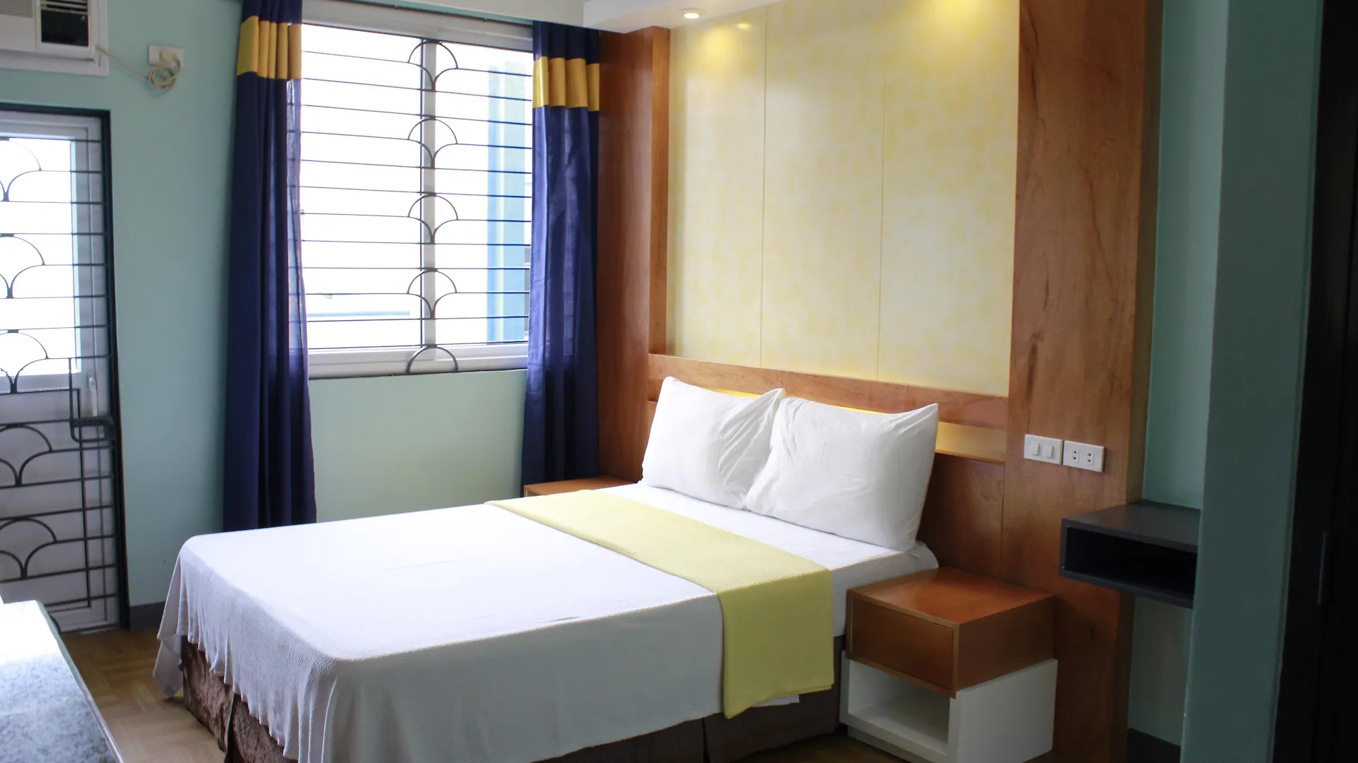 Hotel Leesons Residences Manila