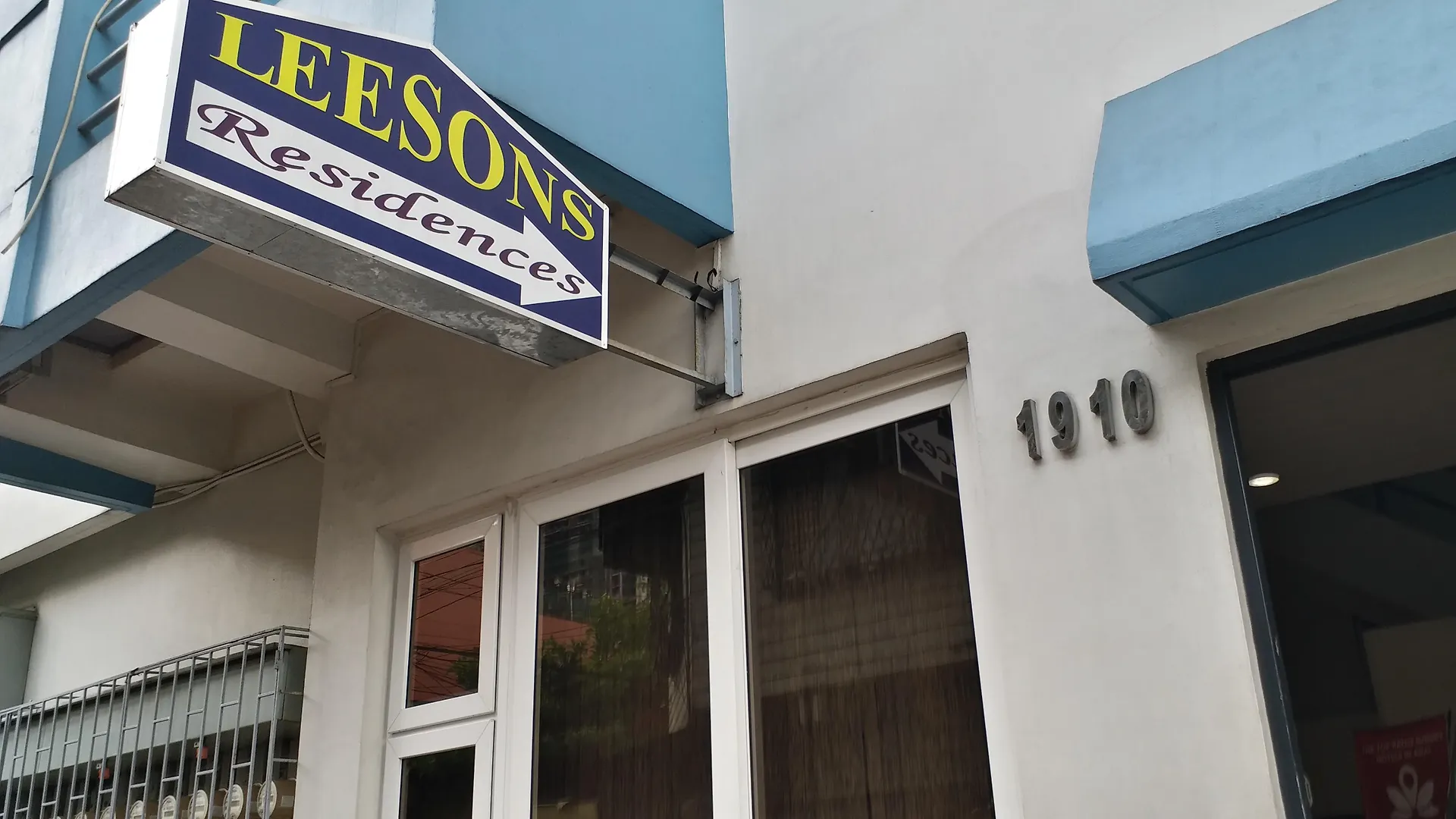 ** Hotel Leesons Residences Manila Philippines