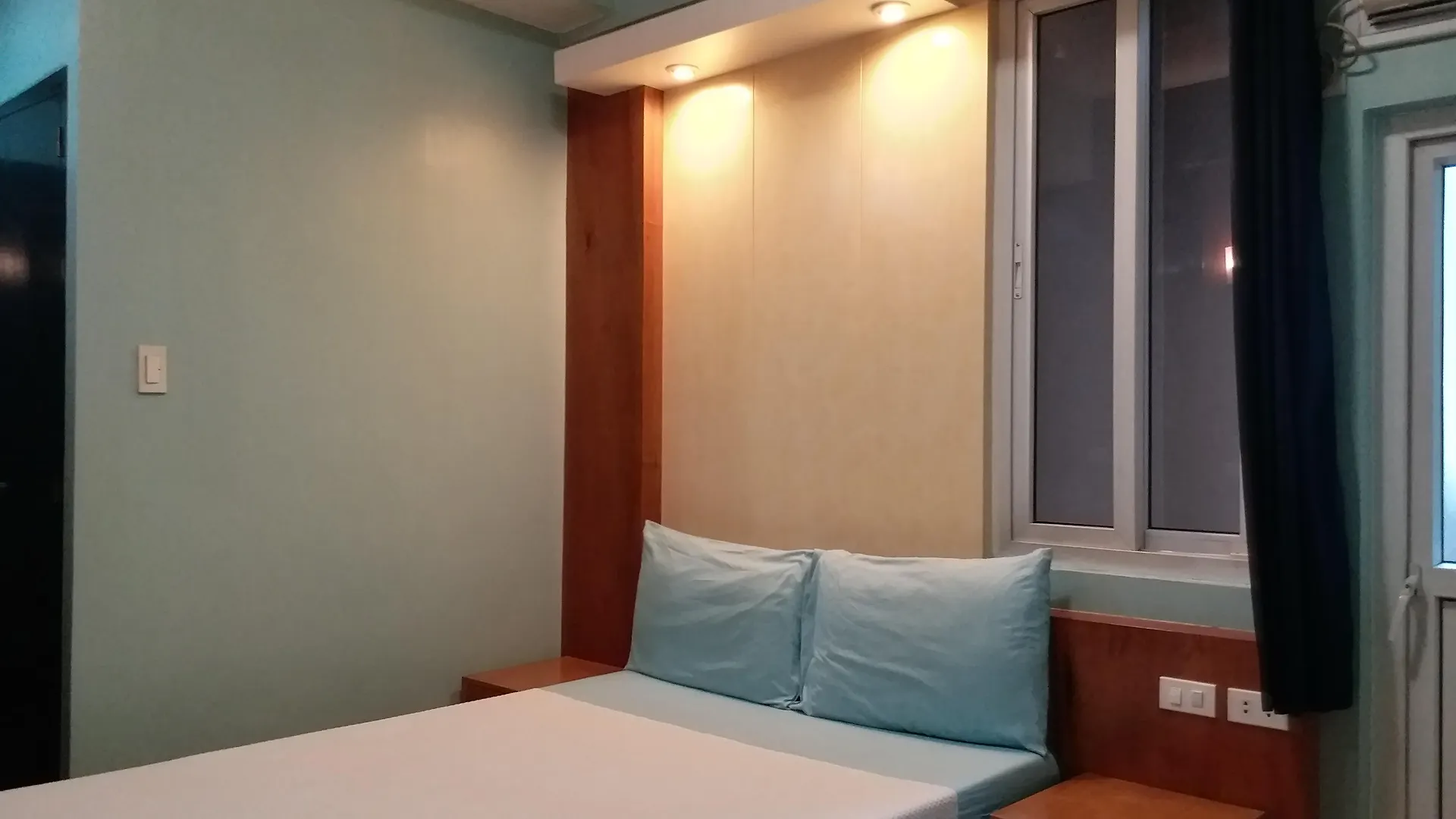 Hotel Leesons Residences Manila