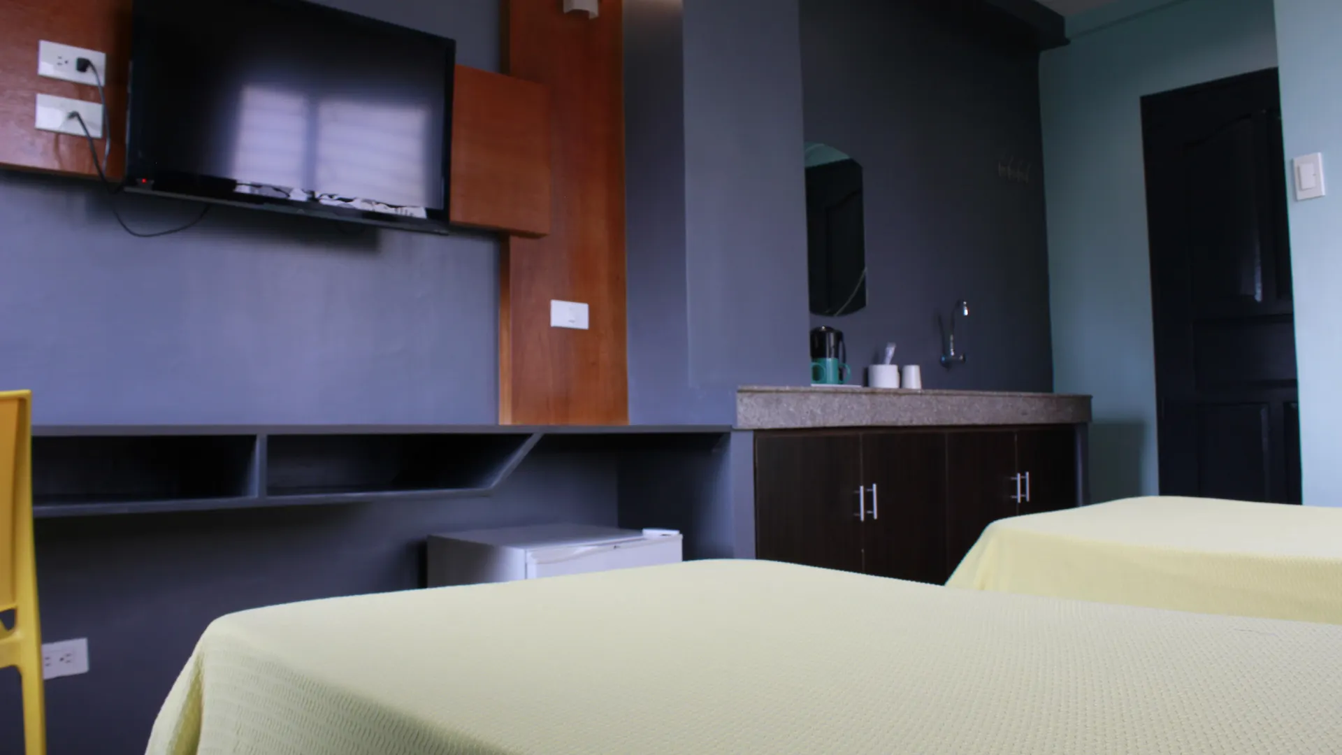 Hotel Leesons Residences Manila